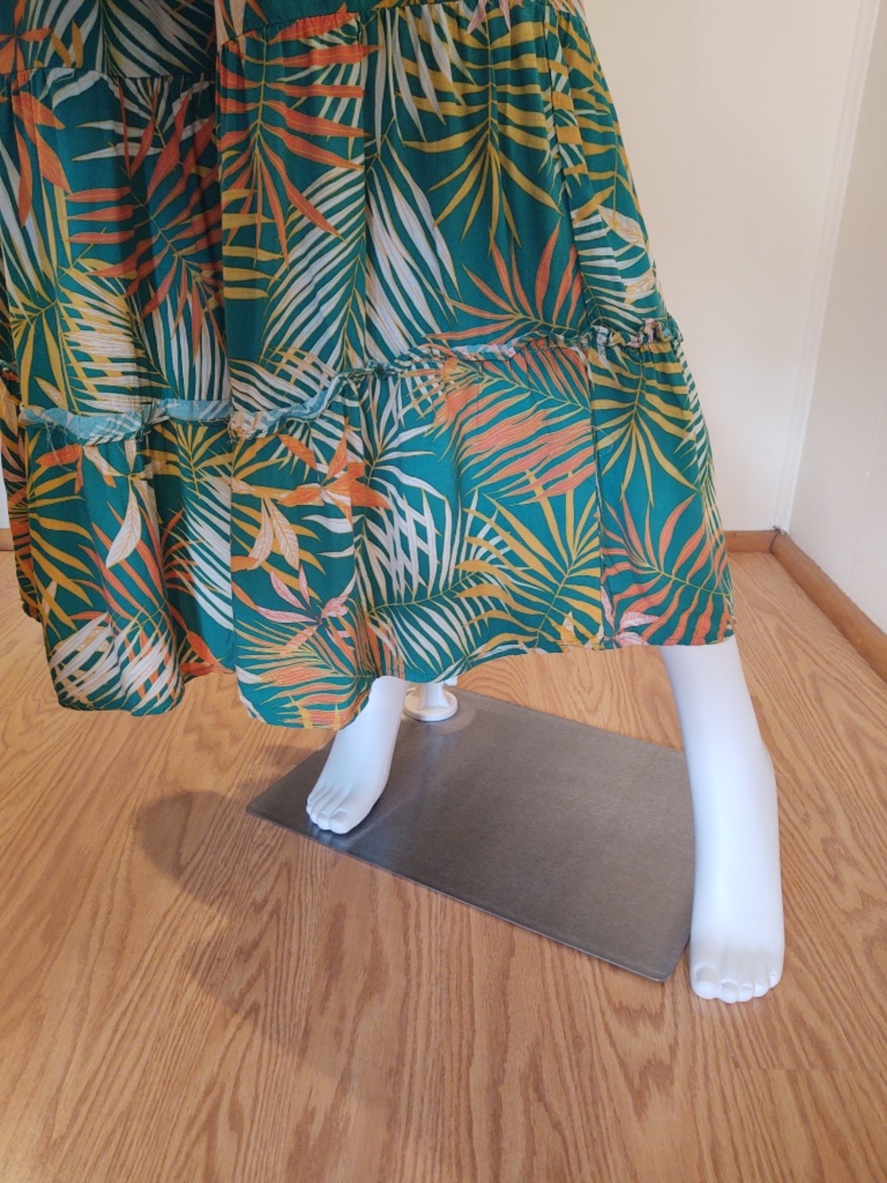 NWOT Betsey Johnson Maxi Tropical Green White Orange Dress Full Skirt Smock Top - Picture 5 of 12
